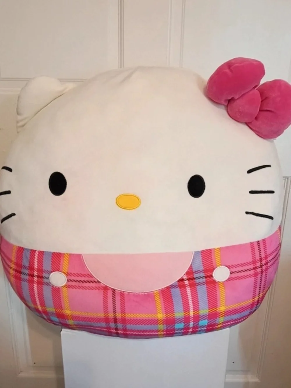 Sanrio Hello Kitty Plush Accent Pillow - White & Pink Plaid